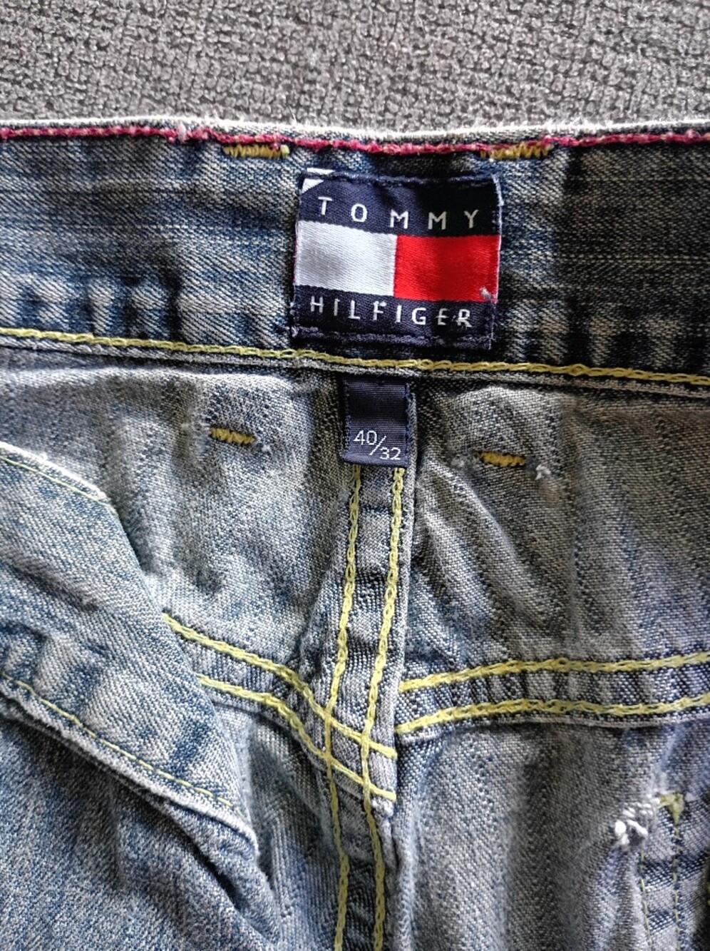 Tommy Hilfiger Light Blue Relaxed Men’s Jeans - Picture 3 of 4